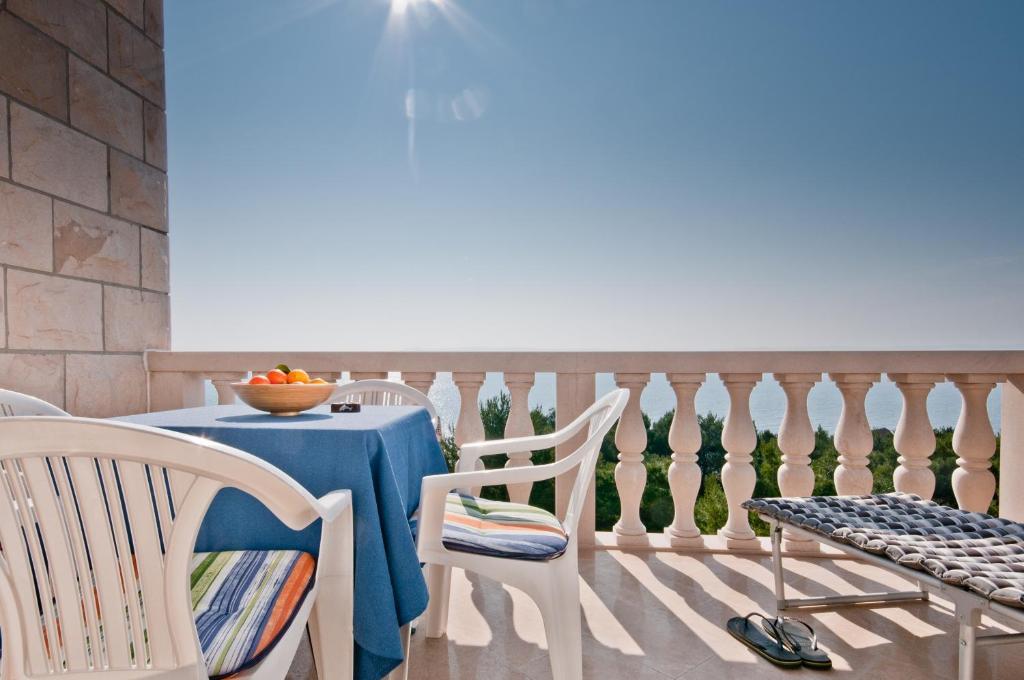 سومارتين Apartments Barba Petra Dvori الغرفة الصورة